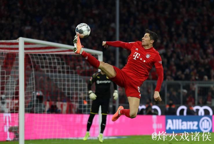 欧冠-莱万破门奥斯梅恩扳平 巴萨1-1战平那不勒斯