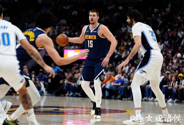 约基奇威少齐砍三双掘金胜爵士 尼克斯势不可挡8连胜 约基奇威少齐砍三双掘金胜爵士 尼克斯势不可挡8连胜